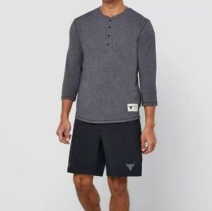 Under Armour Men's Project Rock 3/4 Sleeve Performance Henley In Charcoal